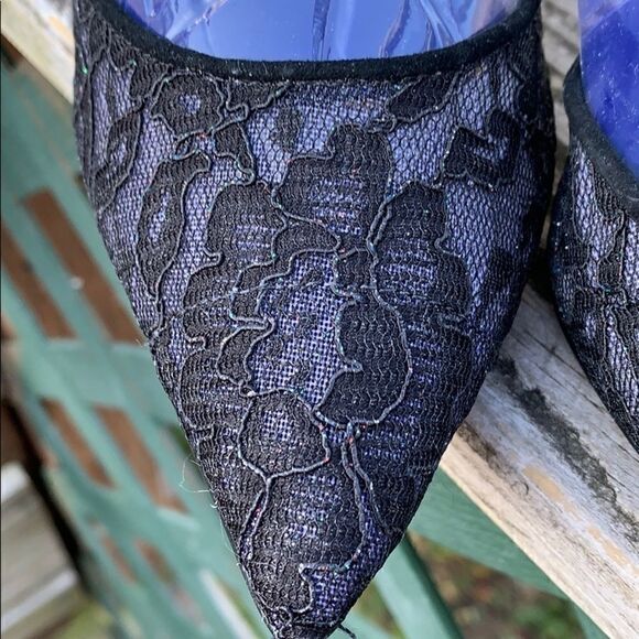 Guess Heels Sz 7  - Picture 4 of 6